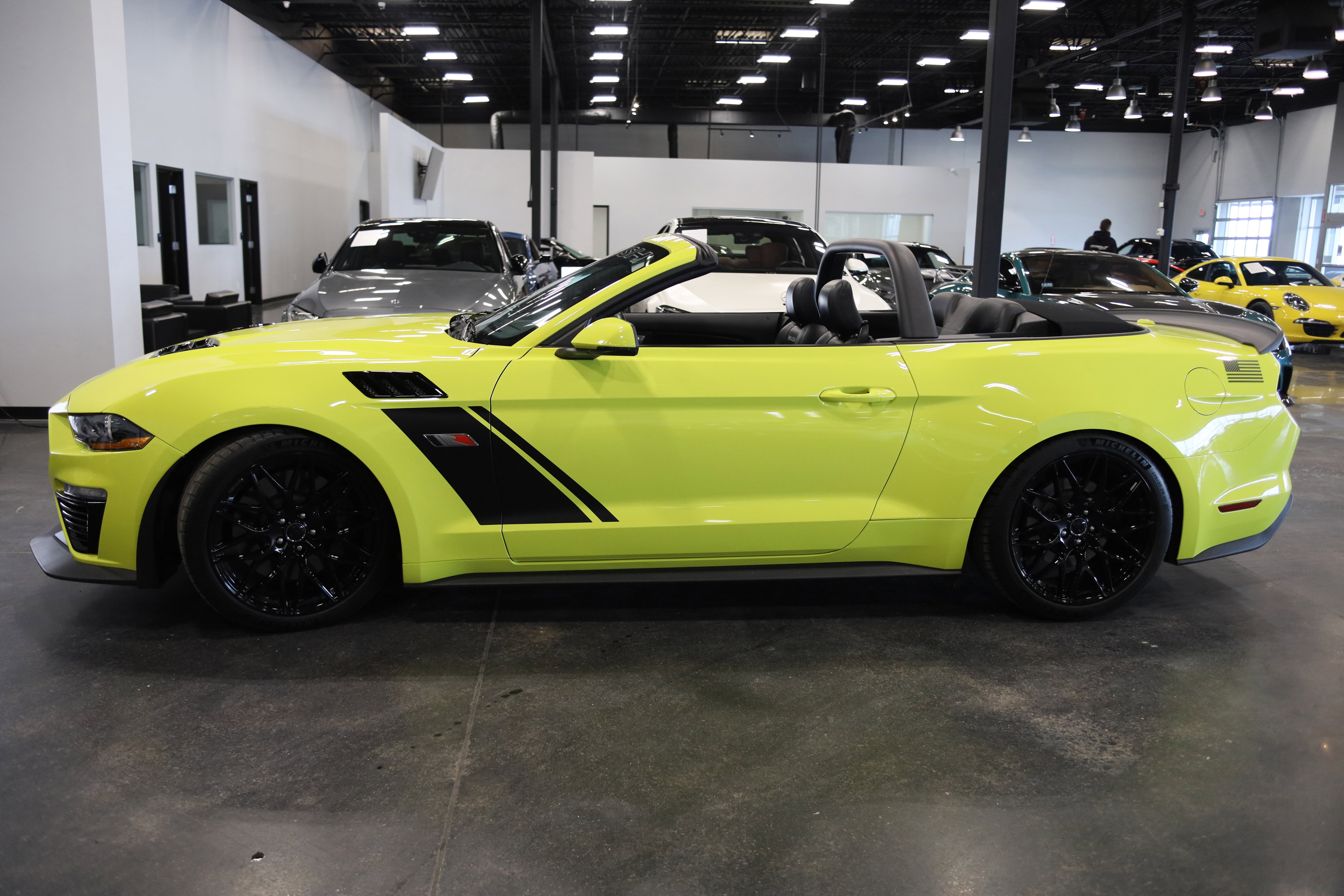 Used 2021 Ford Mustang GT Premium w/ GT Performance Package RWD image 10