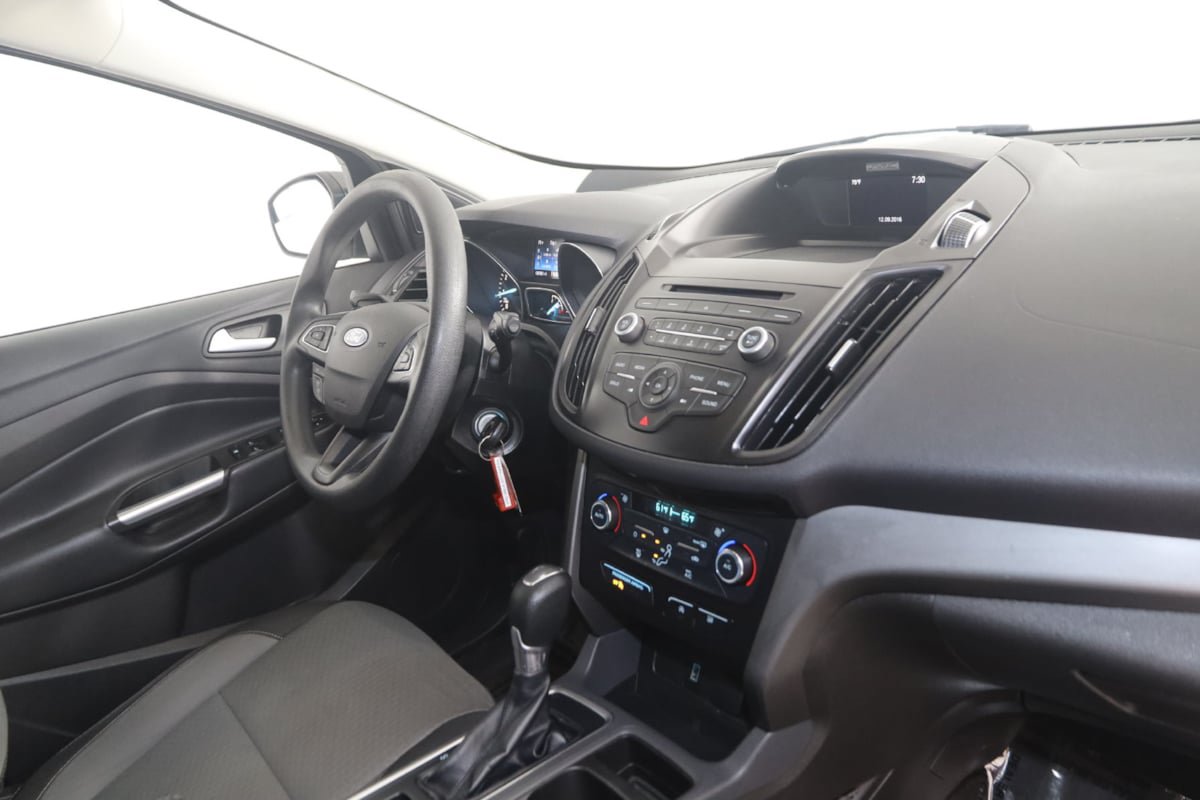 Used 2017 Ford Escape SE AWD/4WD image 30