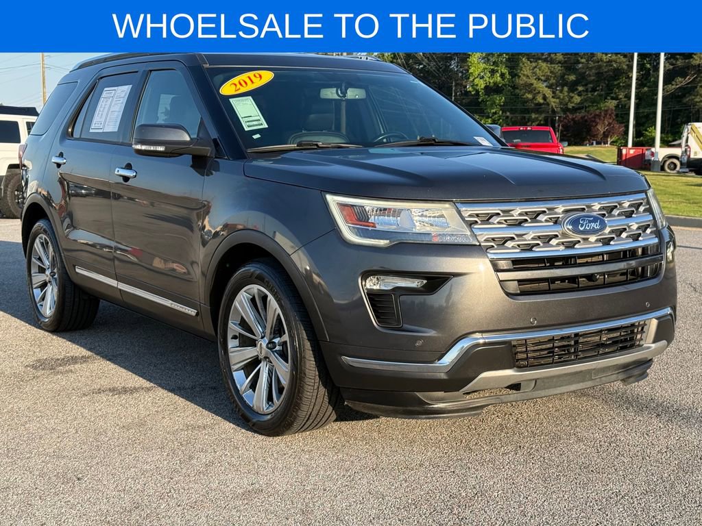 Used 2019 Ford Explorer Limited w/ Class III Trailer Tow Package FWD image 14