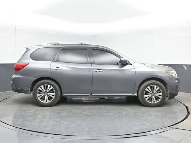 Used 2019 Nissan Pathfinder SL FWD image 11