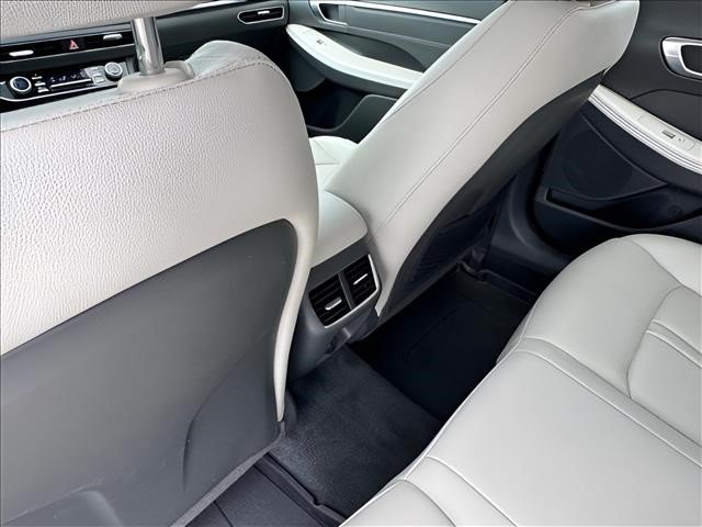 Certified 2023 Hyundai Sonata Limited FWD image 16