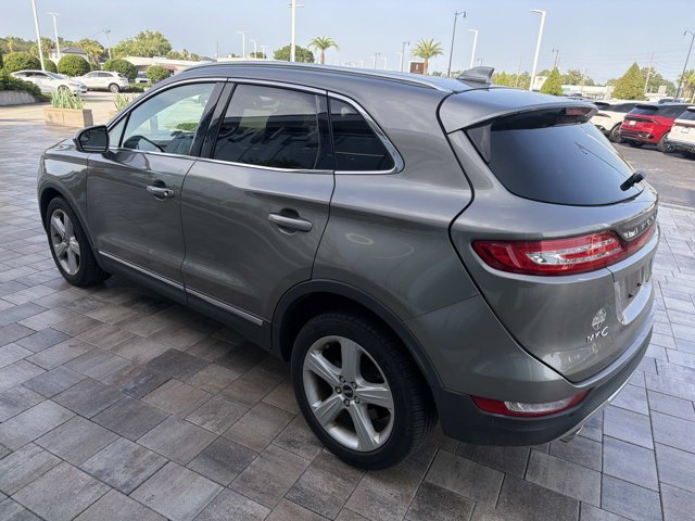 Used 2017 Lincoln MKC Premiere FWD image 4