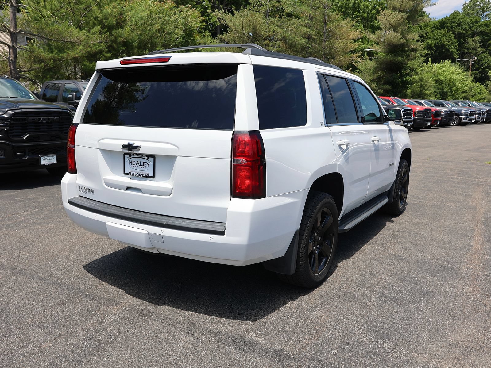 Used 2017 Chevrolet Tahoe LT AWD/4WD image 7