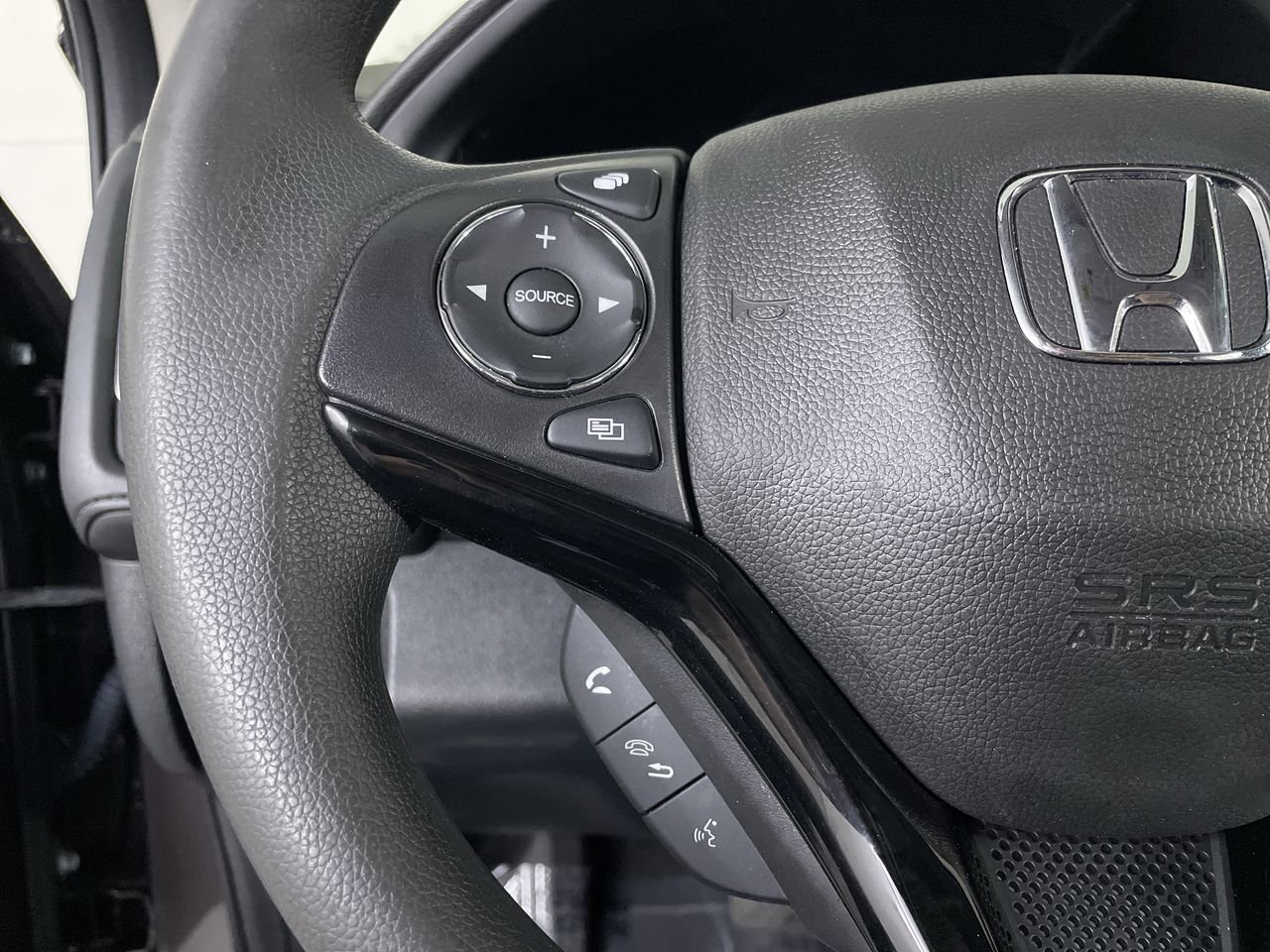 Used 2021 Honda HR-V EX image 26
