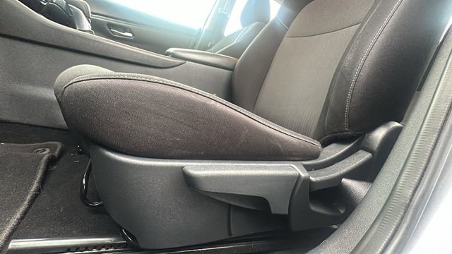 Used 2022 Nissan Sentra SV image 22