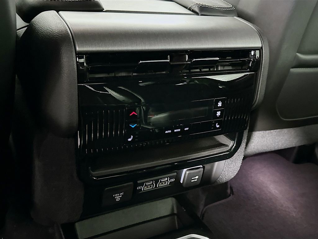 New 2026 Jeep Grand Wagoneer Limited AWD/4WD image 33