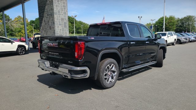 New 2026 GMC Sierra 1500 SLT w/ SLT Premium Package AWD/4WD image 7