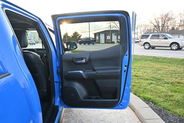 Used 2020 Toyota Tacoma TRD Sport w/ TRD Premium Sport Package image 20