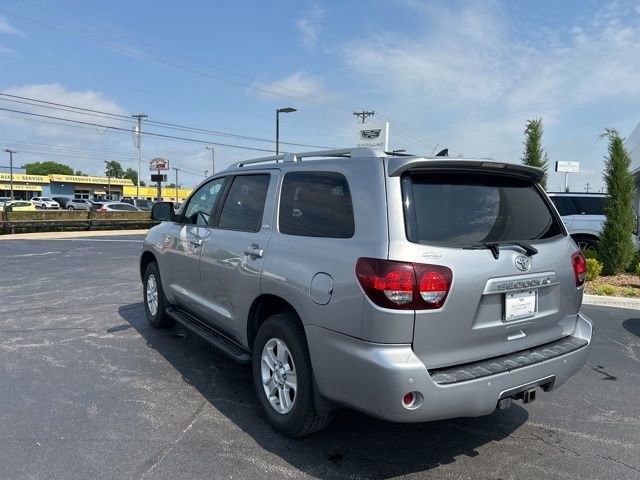 Used 2019 Toyota Sequoia SR5 AWD/4WD image 8