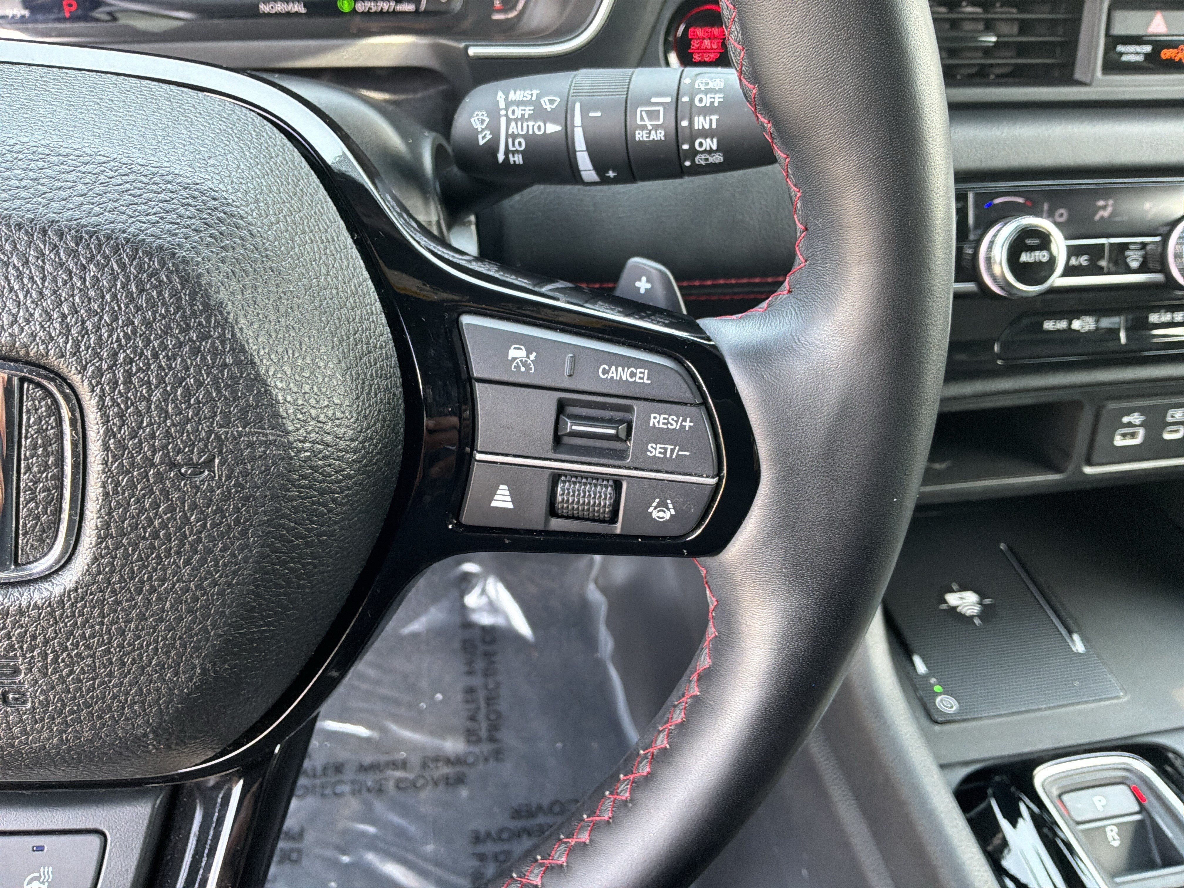 Used 2025 Honda Pilot Black Edition image 20