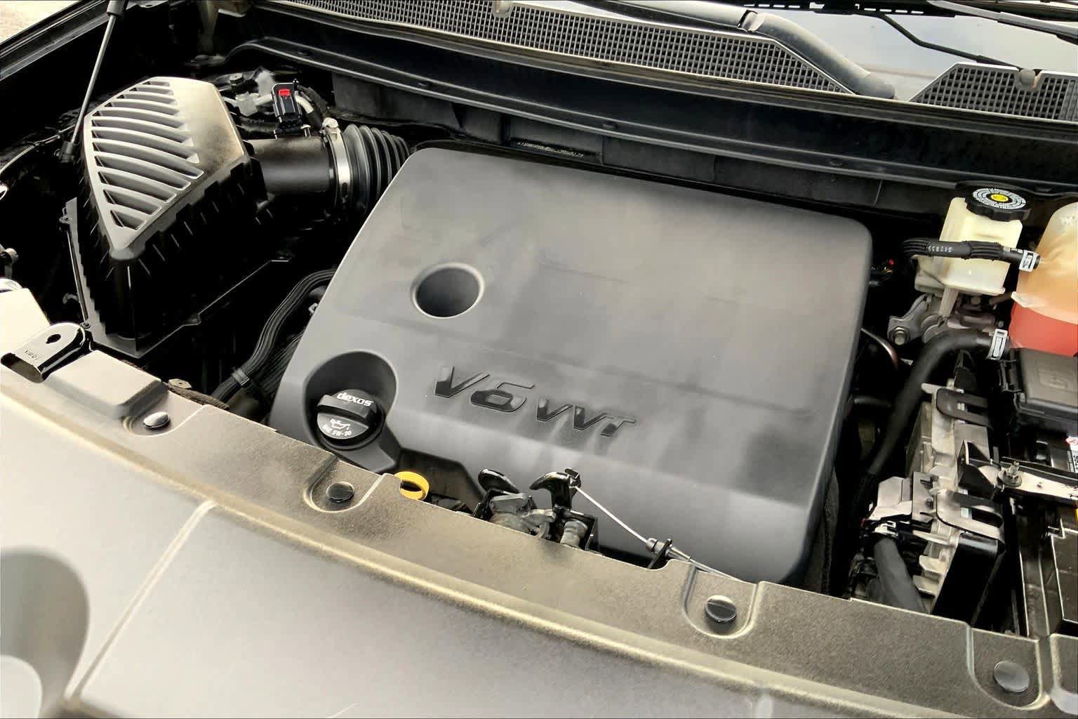 Used 2020 Chevrolet Traverse LT image 29