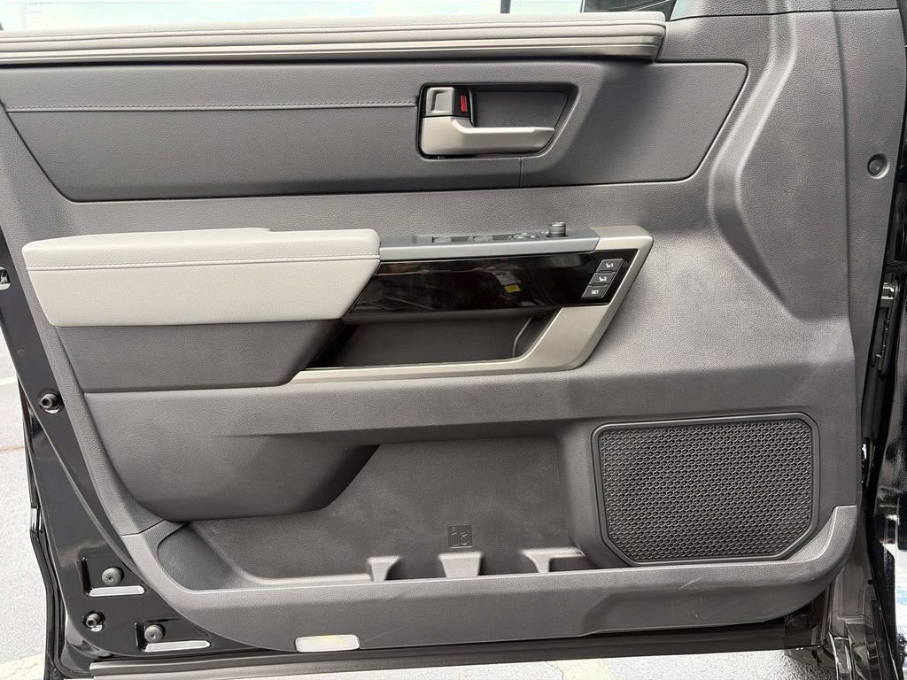 New 2026 Toyota Tundra Limited AWD/4WD image 21