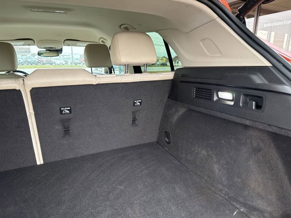 Used 2022 Buick Envision Essence w/ Safety Package image 32