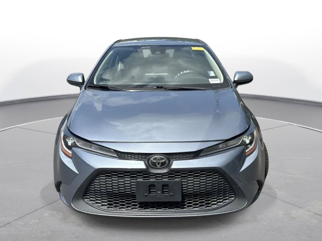 Used 2020 Toyota Corolla LE FWD image 3