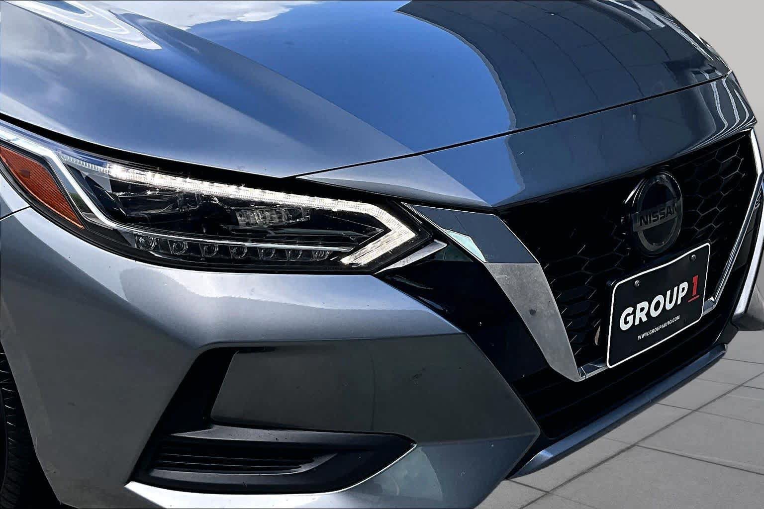 Used 2020 Nissan Sentra SV w/ SV Premium Package FWD image 30