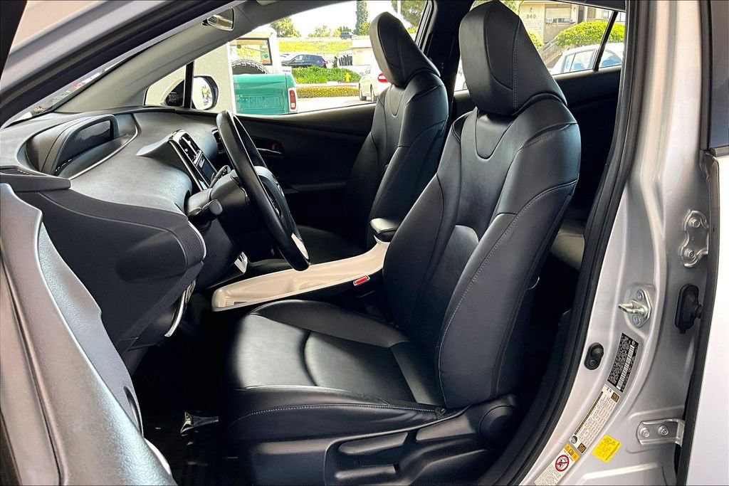 Used 2016 Toyota Prius Three Touring image 21