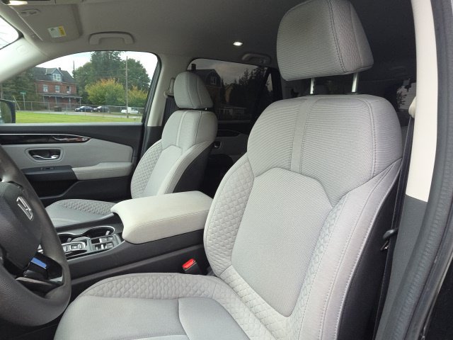Used 2023 Honda Pilot LX image 14