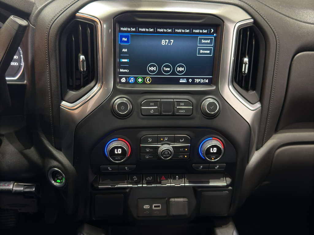 Used 2022 Chevrolet Silverado 1500 LT Trail Boss w/ Bed Protection Package AWD/4WD image 28