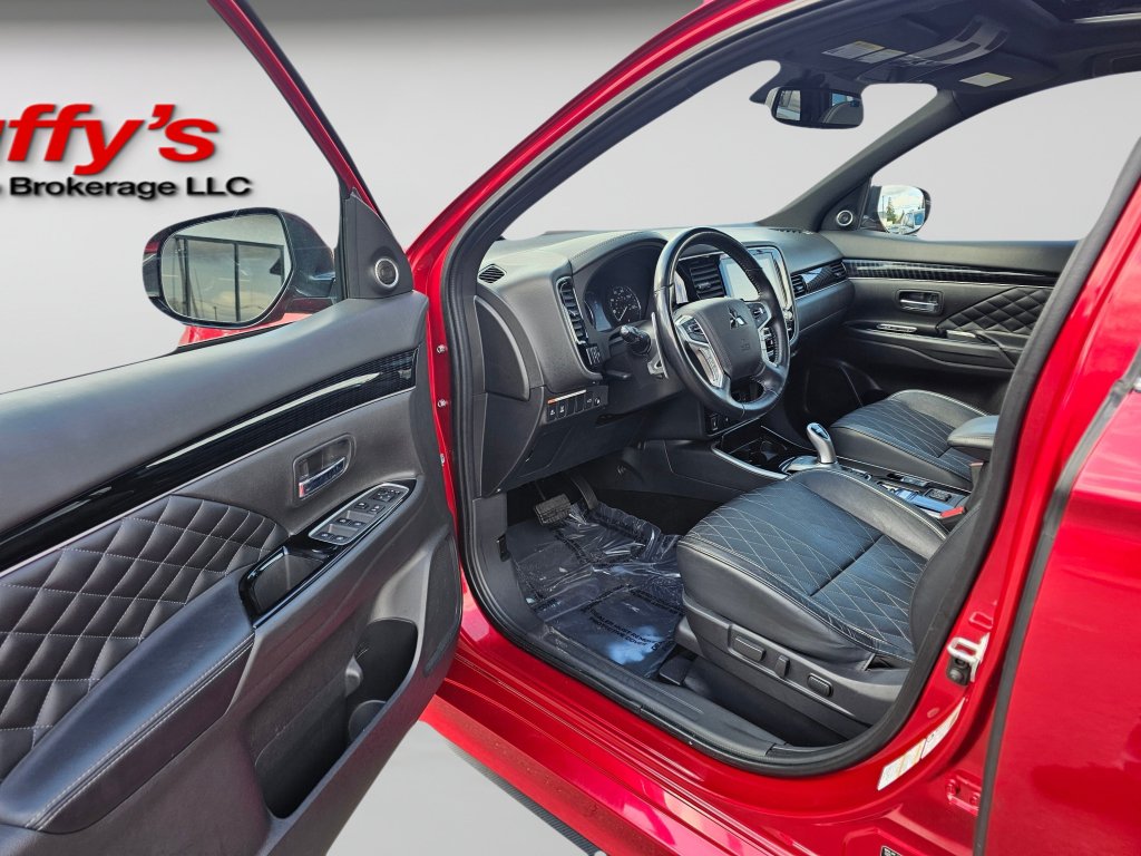 Used 2021 Mitsubishi Outlander GT AWD/4WD image 42