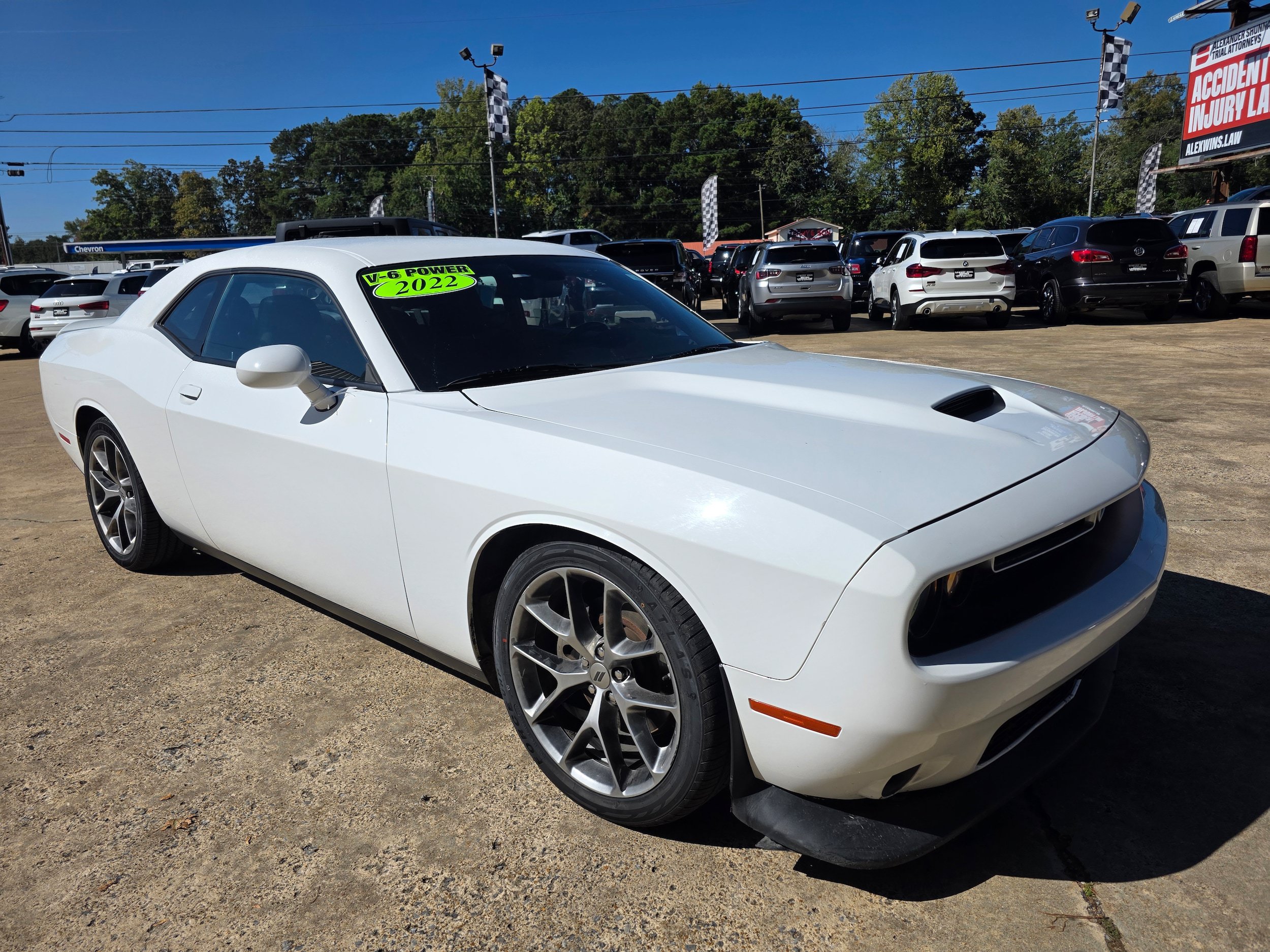 Used 2022 Dodge Challenger GT RWD image 3