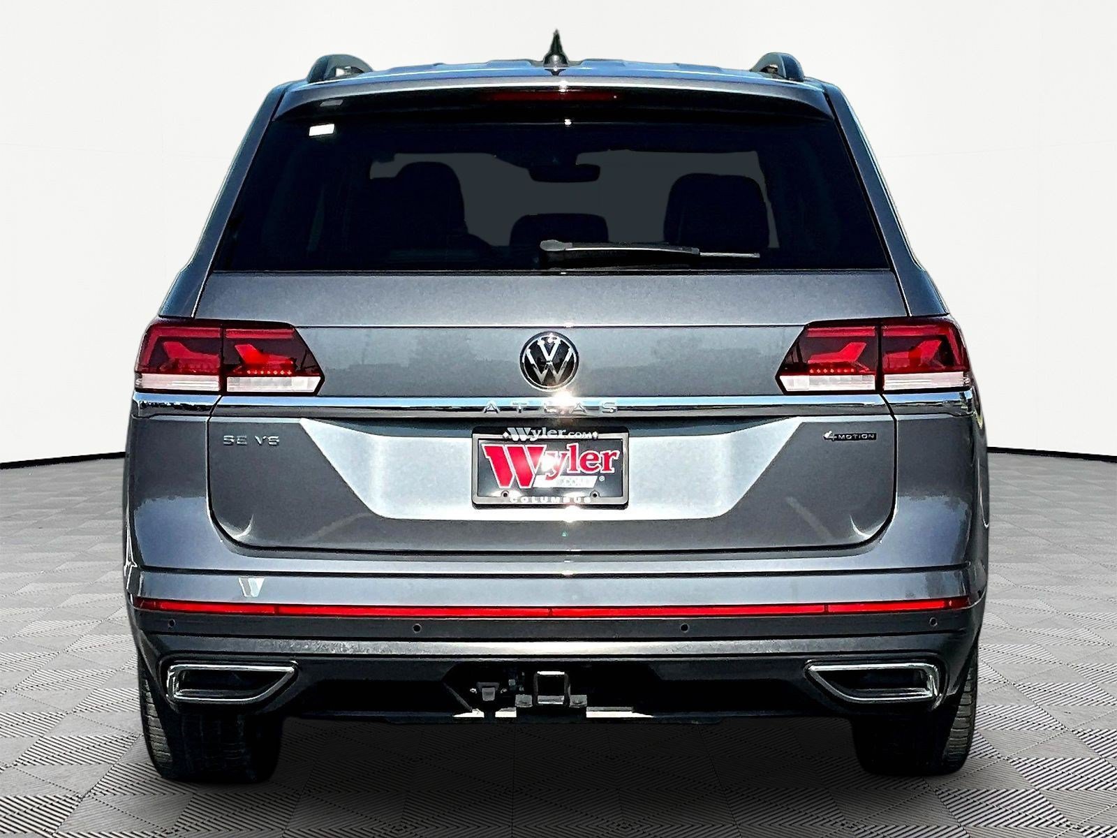 Used 2023 Volkswagen Atlas SE AWD/4WD image 5