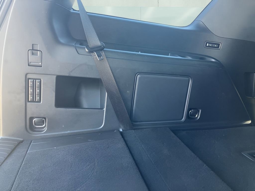 Used 2023 Ford Expedition Platinum image 45