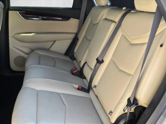 Used 2018 Cadillac XT5 Luxury image 19