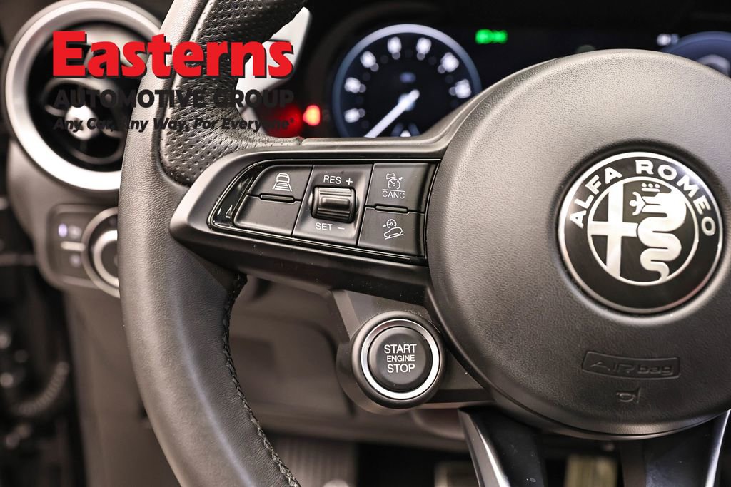 Used 2024 Alfa Romeo Stelvio Sprint image 15