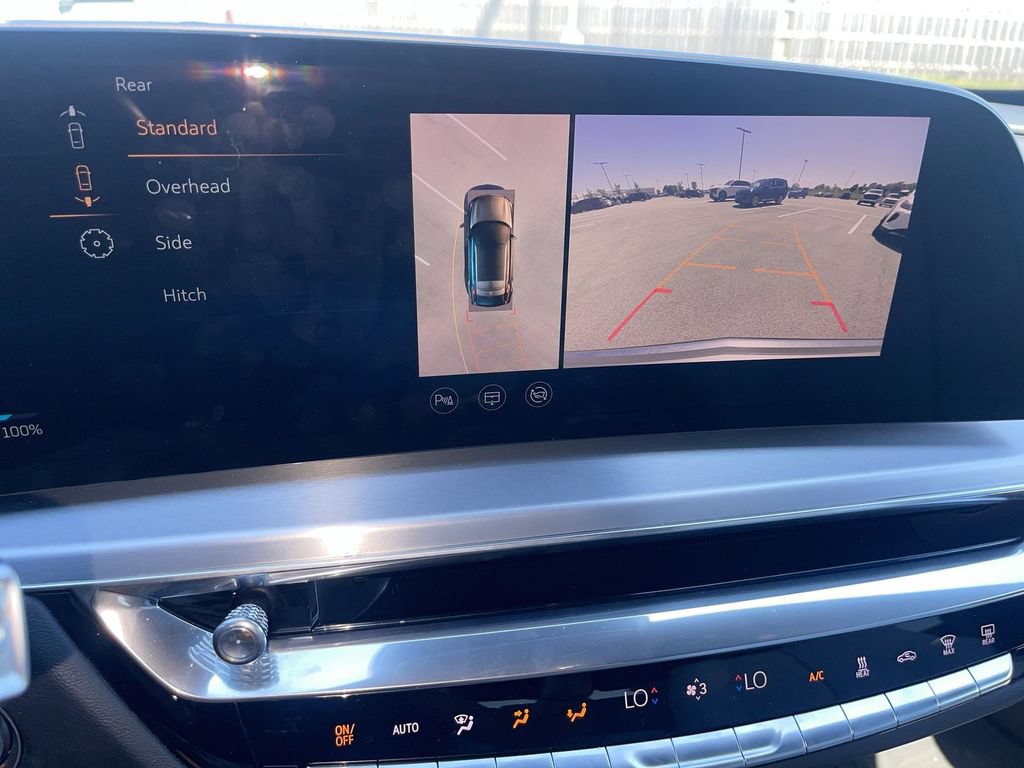 Certified 2024 Cadillac Lyriq Luxury AWD/4WD image 19