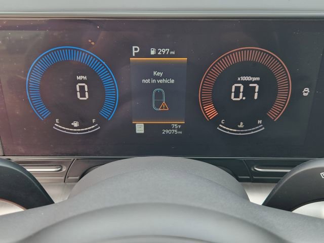 Used 2025 Hyundai Kona SEL image 15