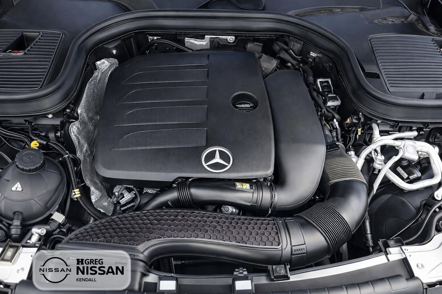 Used 2021 Mercedes-Benz GLC 300 4MATIC w/ Premium Package image 14