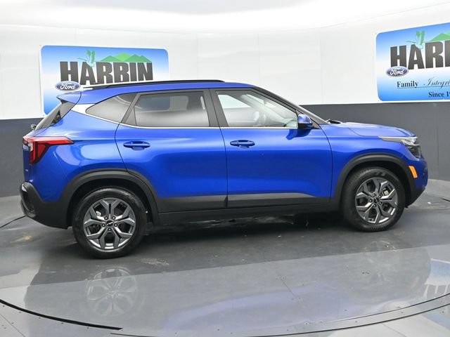 Used 2024 Kia Seltos S AWD/4WD image 6