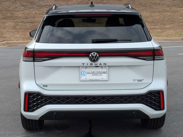 New 2026 Volkswagen Tiguan SE R-Line FWD image 5