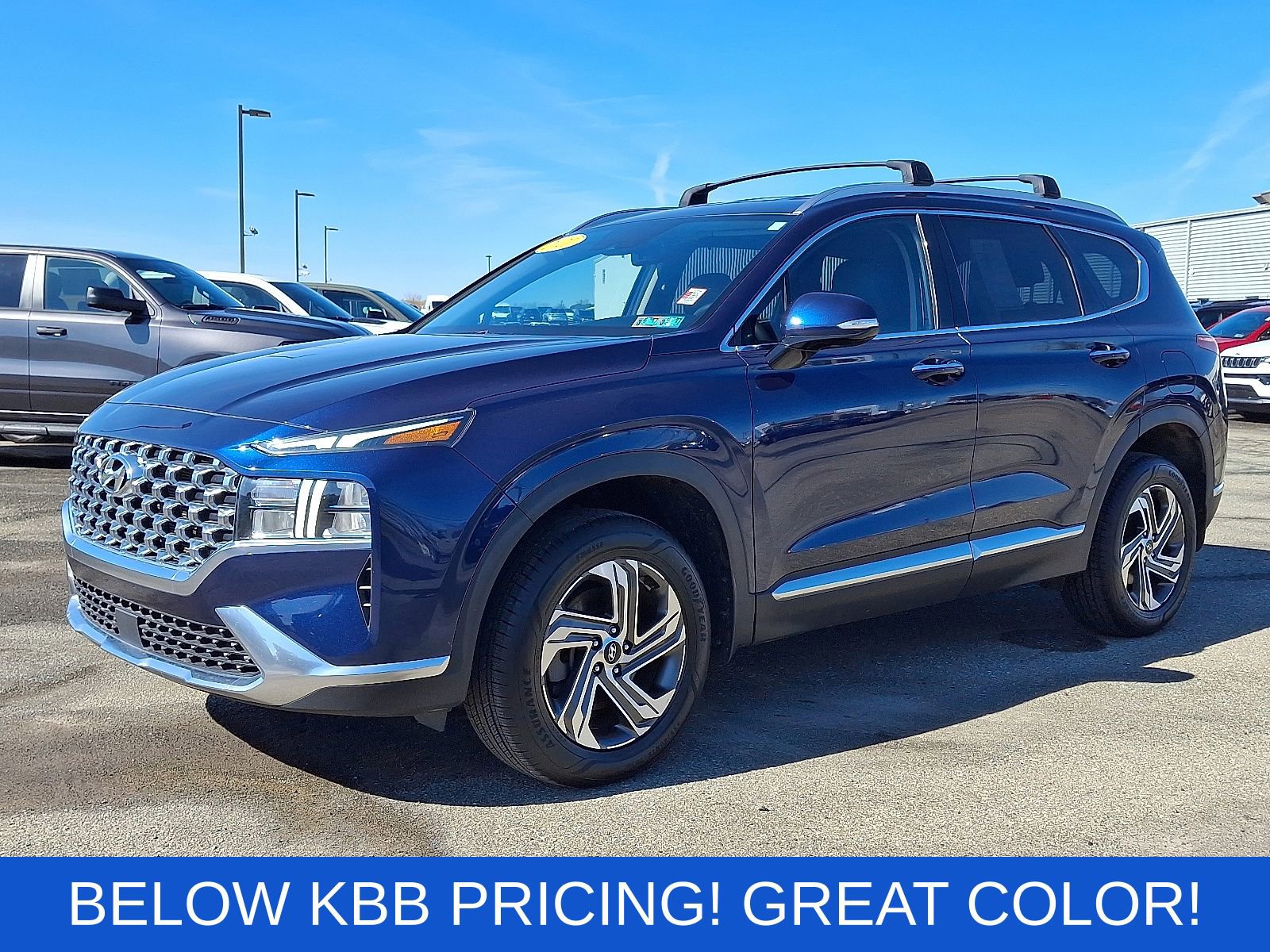Used 2021 Hyundai Santa Fe SEL w/ Convenience Package image 3