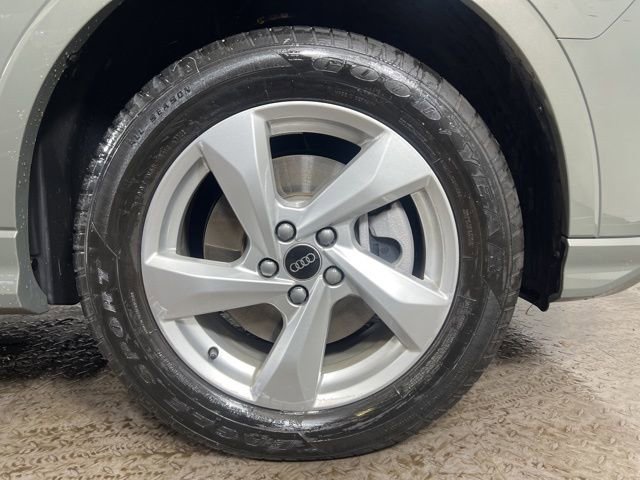 Certified 2022 Audi Q3 2.0T Premium image 9