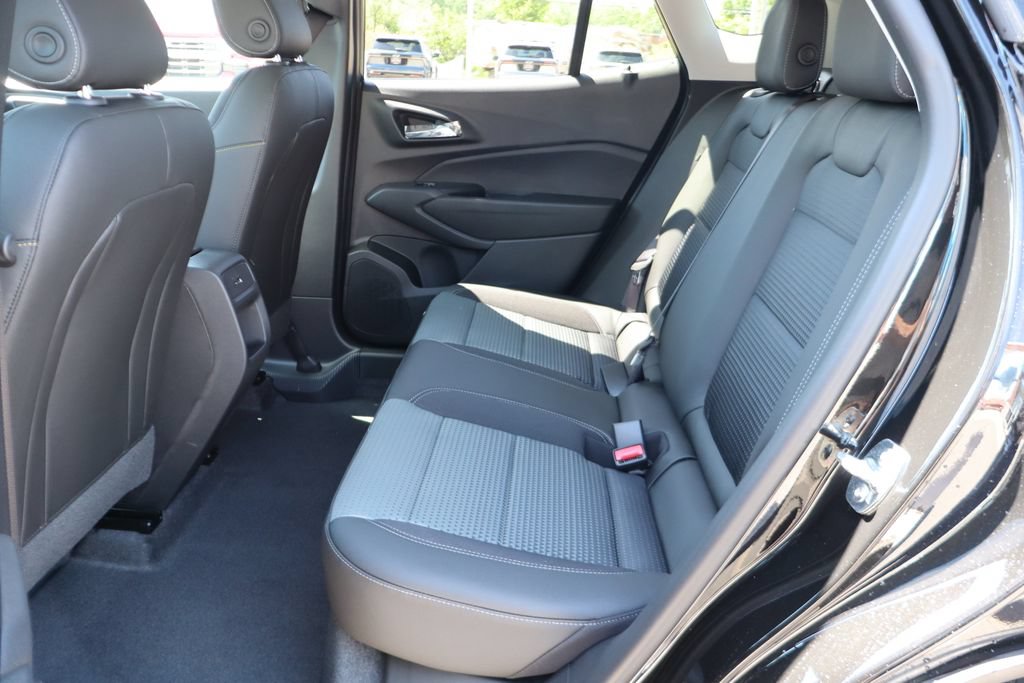 New 2026 Chevrolet Trax LT w/ Driver Confidence Package FWD image 34