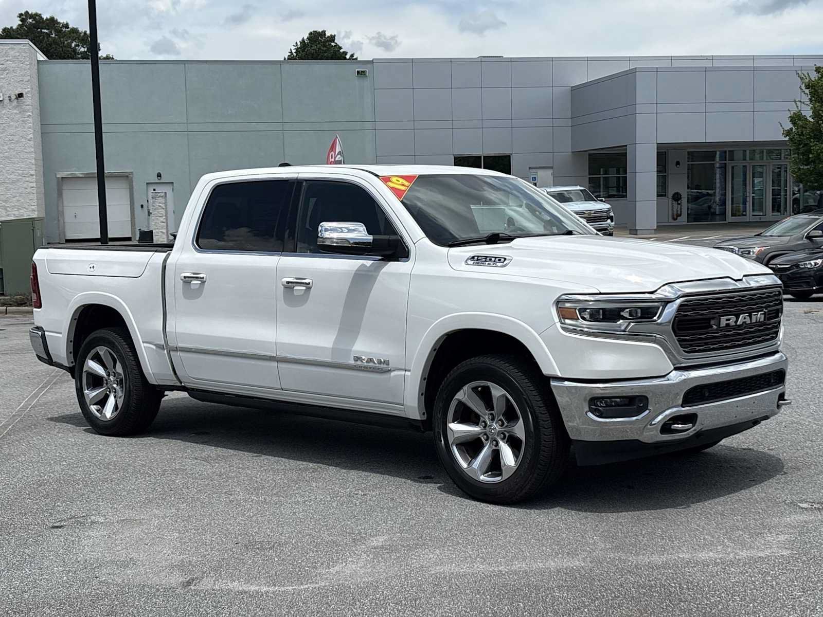 Used 2019 RAM 1500 Limited AWD/4WD image 4