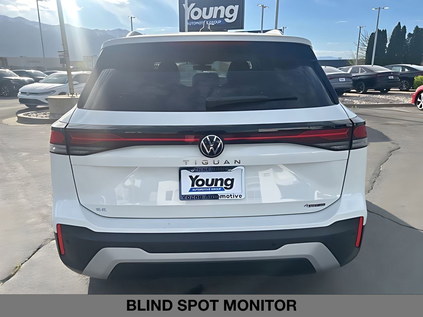 New 2026 Volkswagen Tiguan SE AWD/4WD image 6