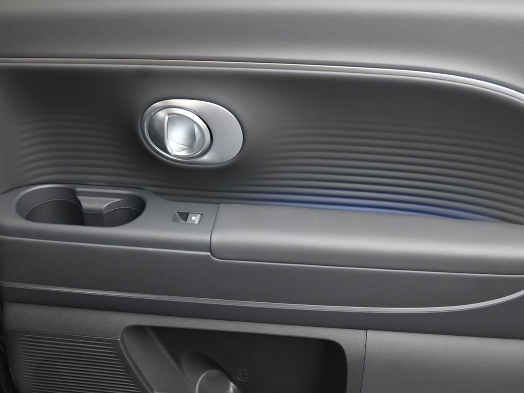 New 2026 Hyundai Ioniq 9 SEL image 14