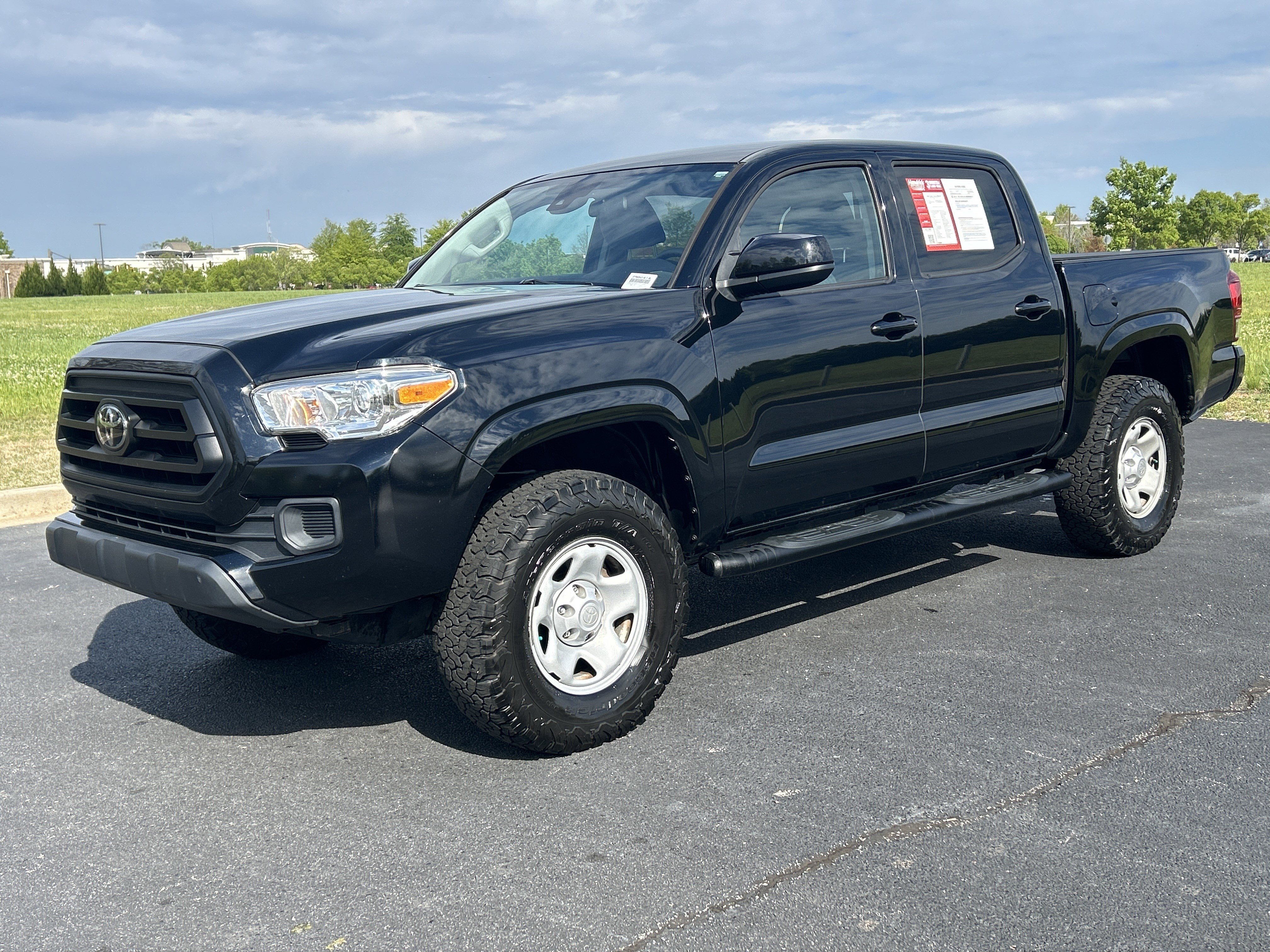 Used 2020 Toyota Tacoma SR image 5