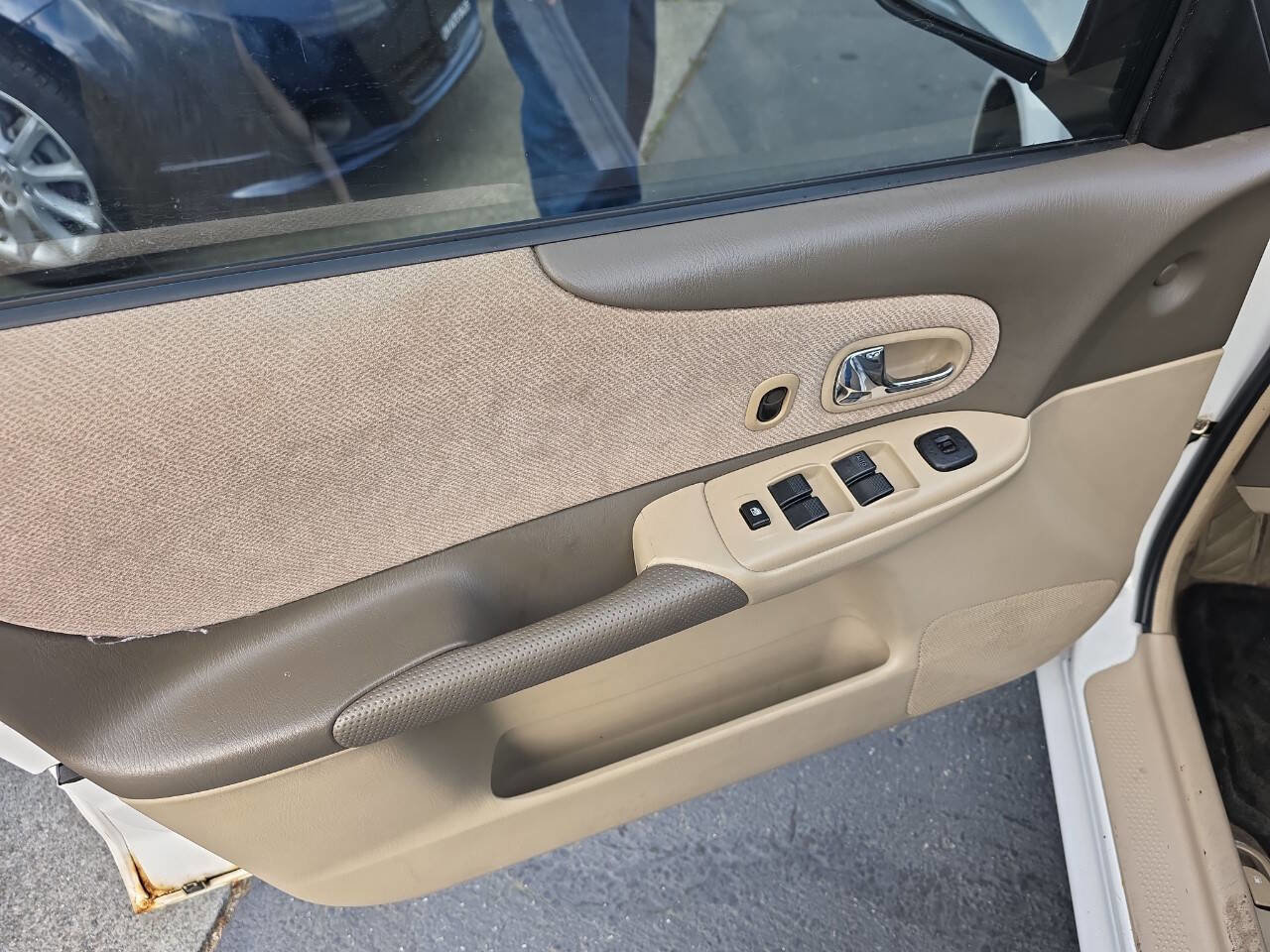 Used 2002 MAZDA Protege LX FWD image 10