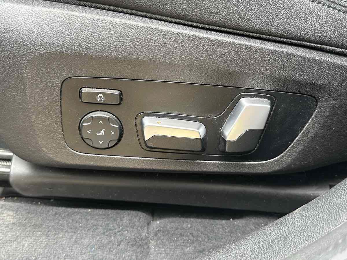 Used 2020 BMW X3 sDrive30i RWD image 24