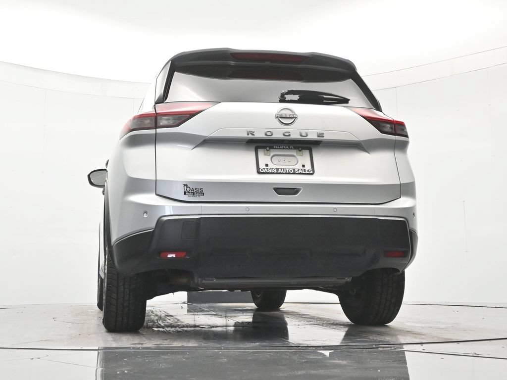 Used 2024 Nissan Rogue S FWD image 40