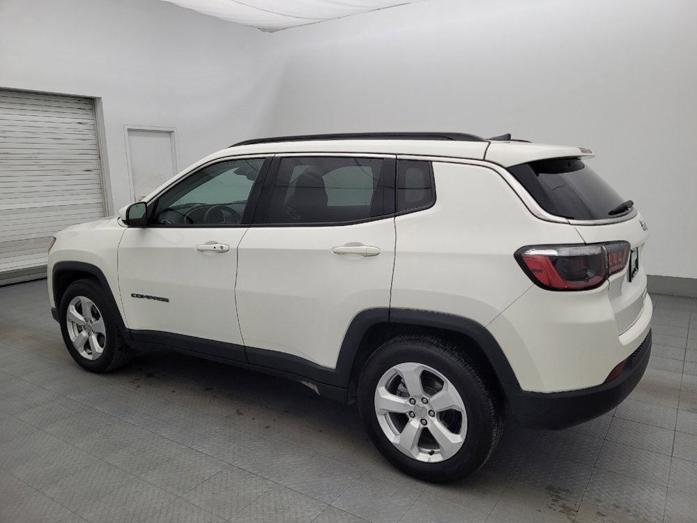 Used 2021 Jeep Compass Latitude image 3