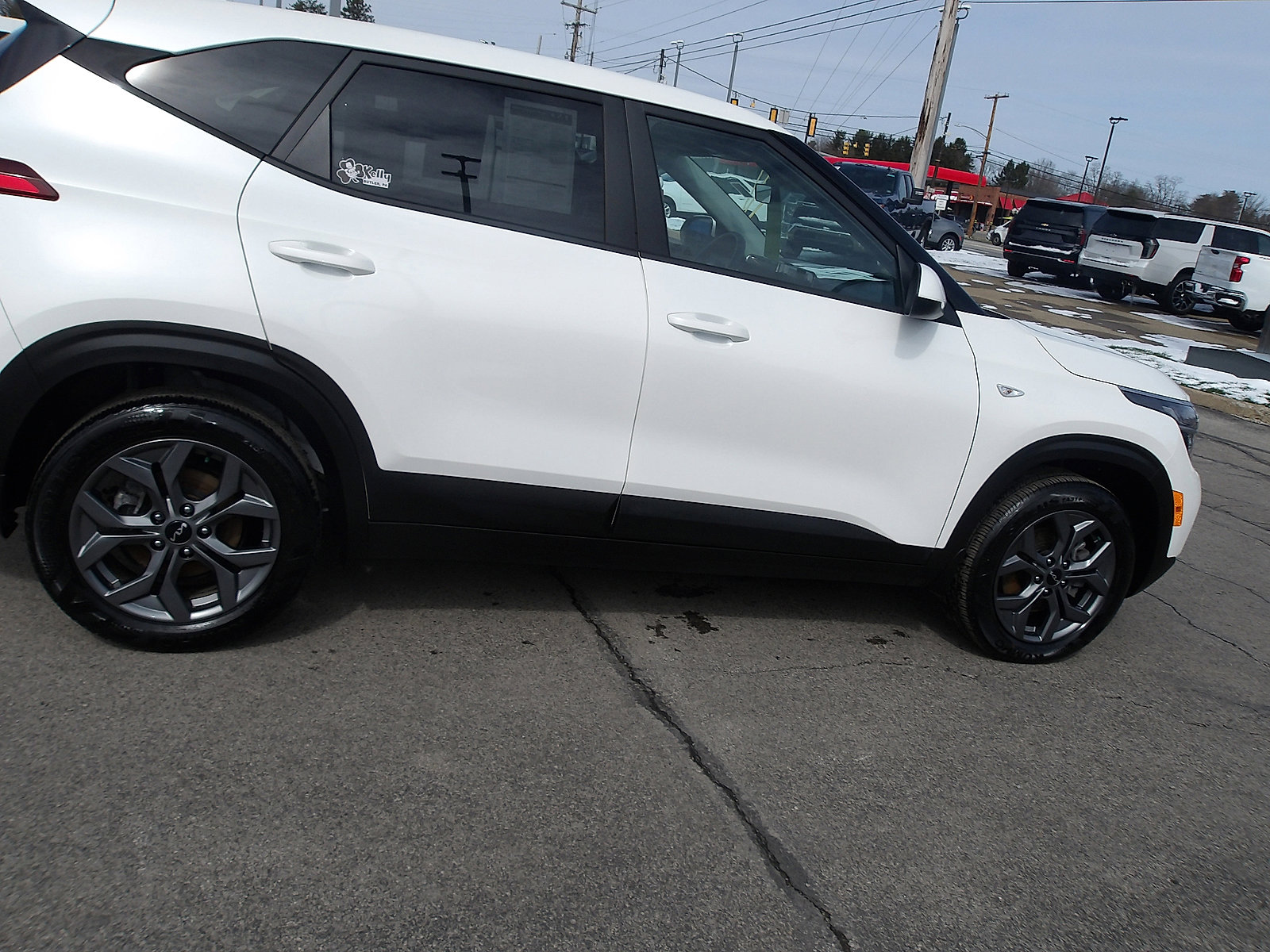 Used 2024 Kia Seltos LX image 8