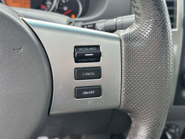 Used 2013 Nissan Frontier SL w/ Moonroof Pkg image 25