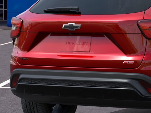New 2026 Chevrolet Trax RS w/ Sunroof Package FWD image 14
