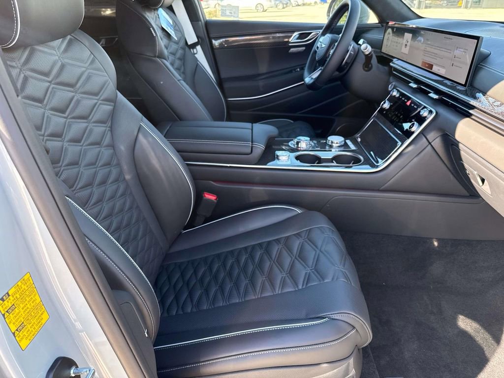 New 2026 Genesis GV80 3.5T e-SC image 13