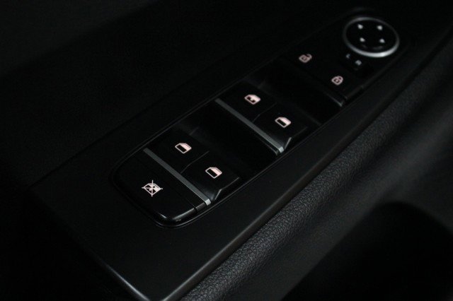 Used 2022 Kia Forte LXS image 18