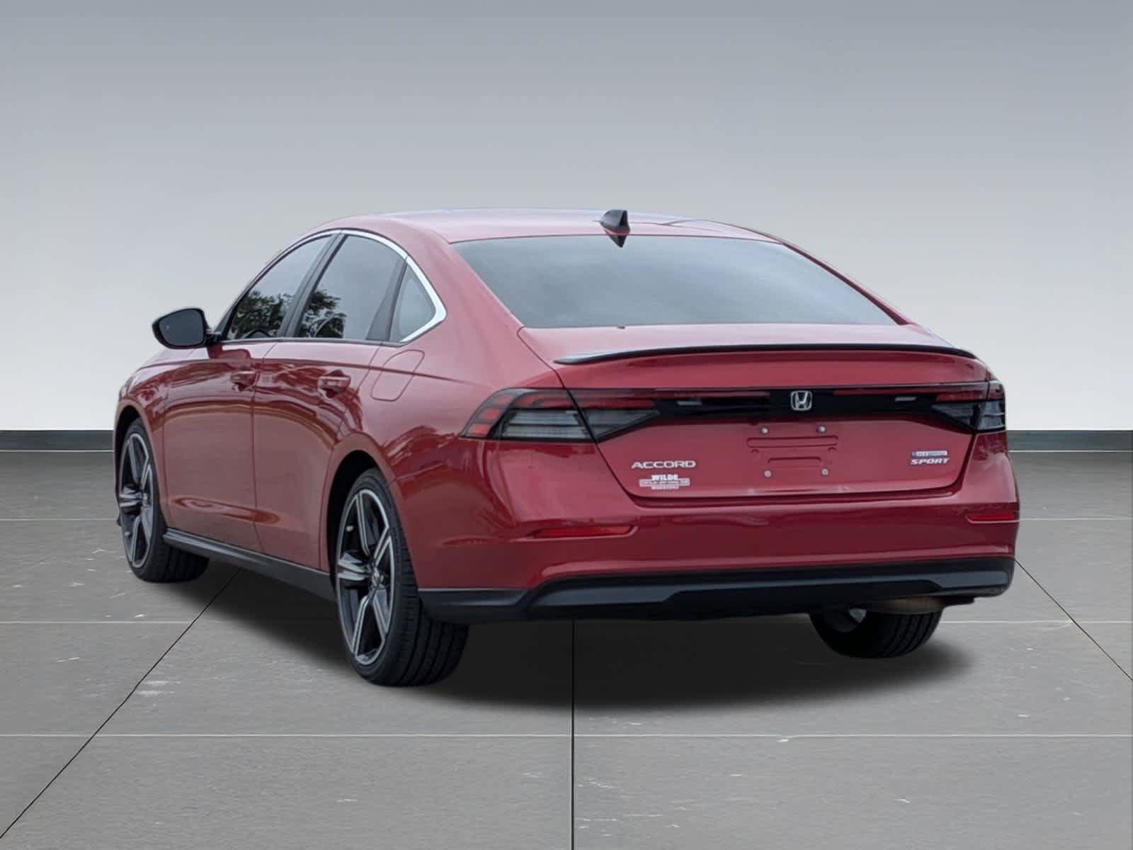 Used 2023 Honda Accord Sport image 4